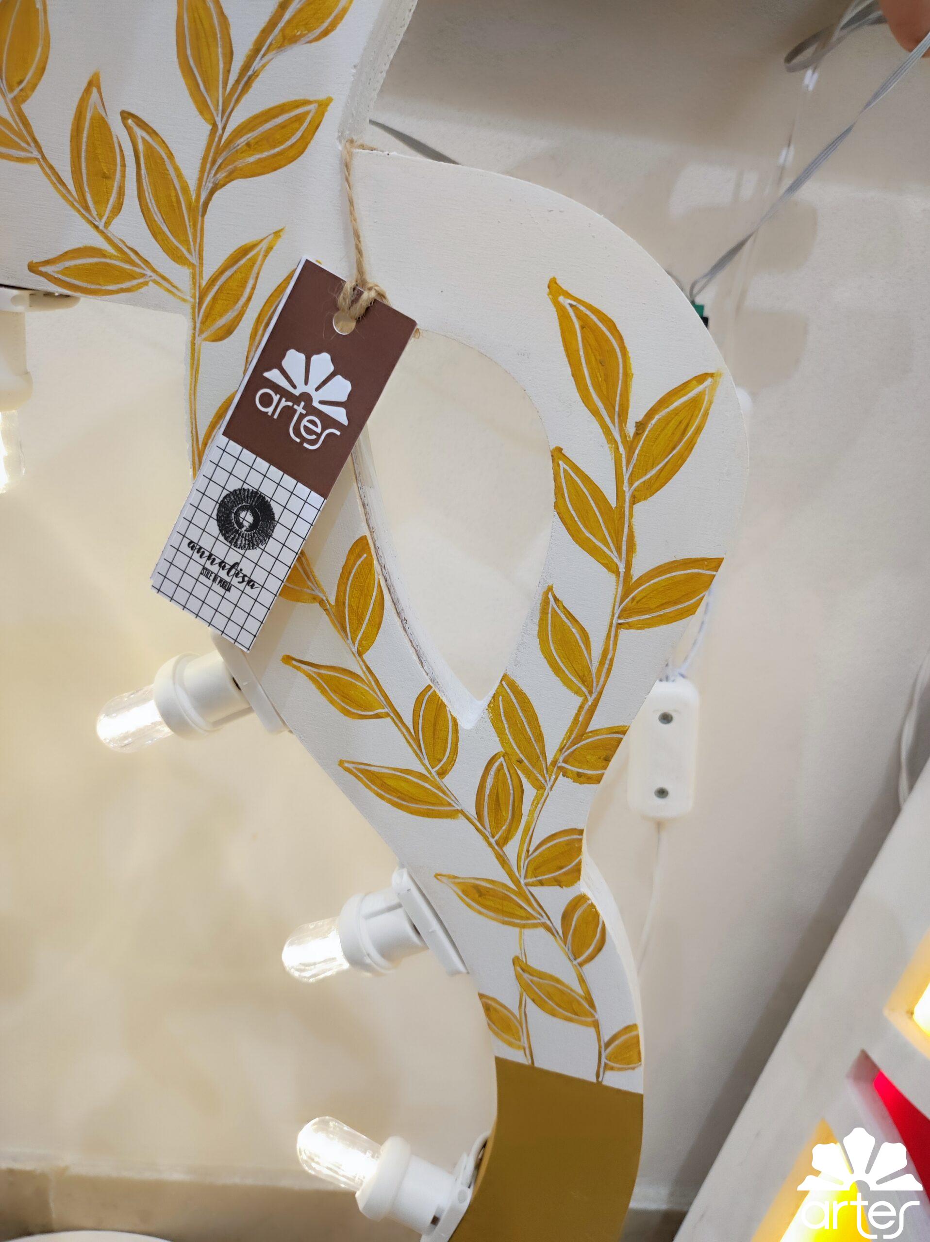 Capasa, antica anfora dodici lampade - foglie oro - immagine 3