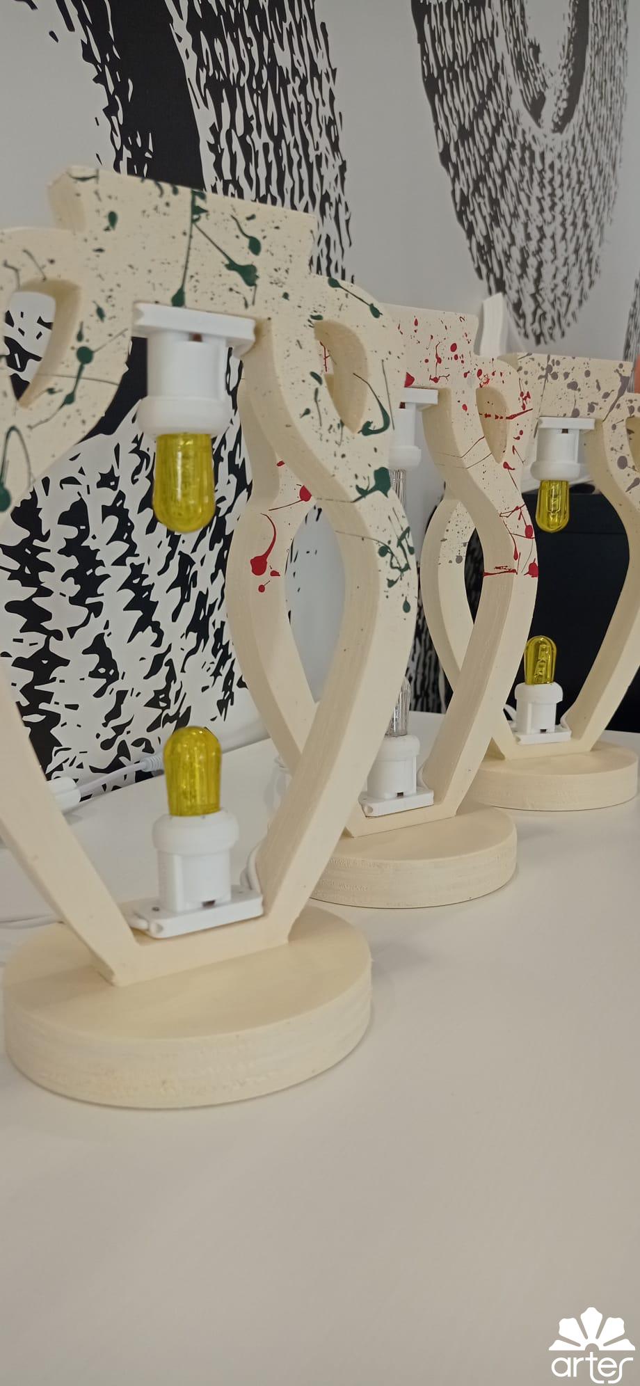 Capasa, antica anfora due lampade - immagine 4